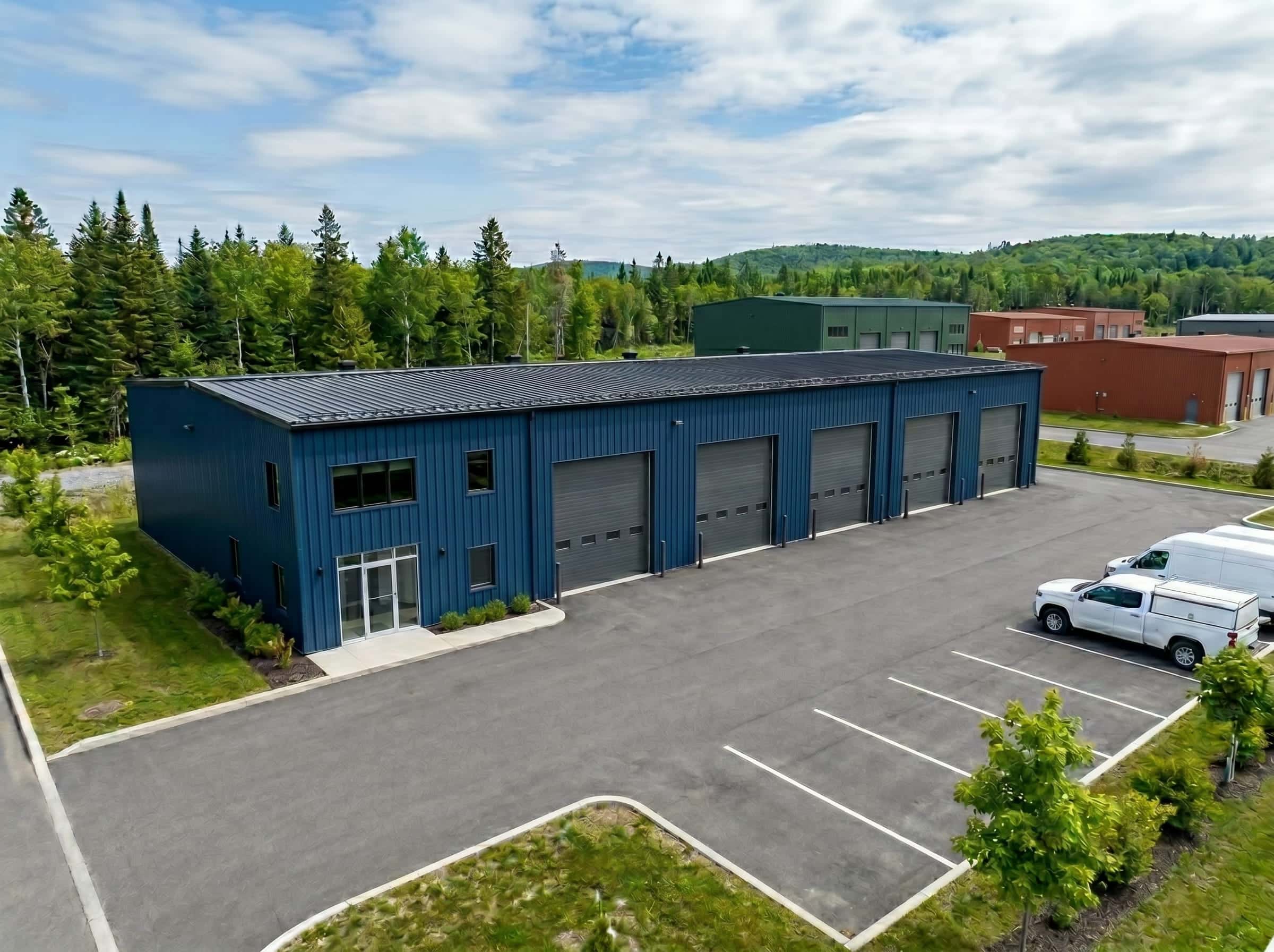Workshop steel building Quebec
